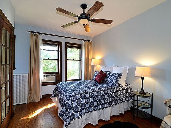 4th image of 949 Lake St APT A3