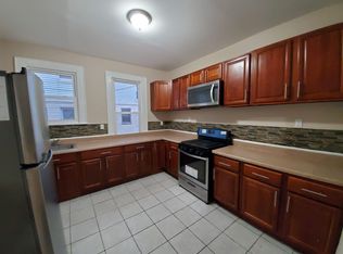 82 Schuyler Ave, Newark, NJ 07112