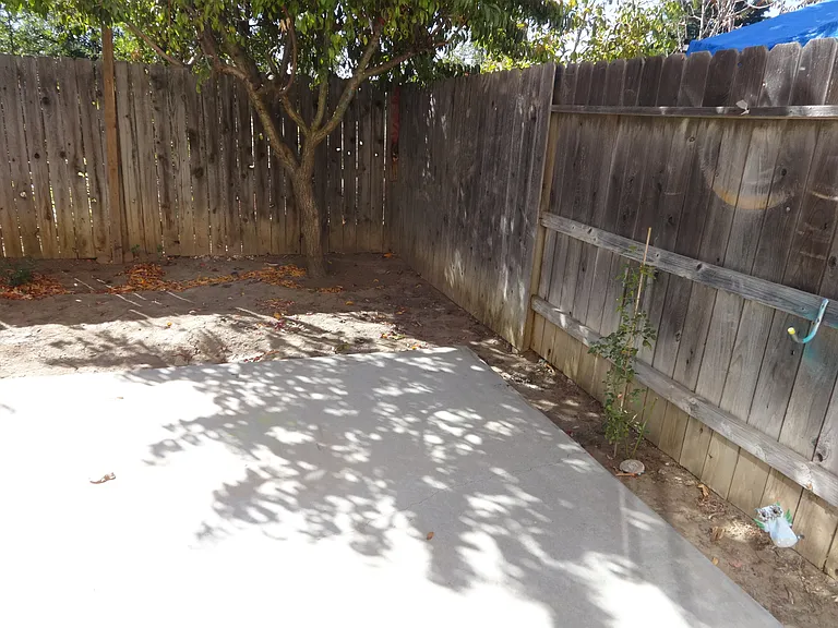 2510 Allen St — Photo 18