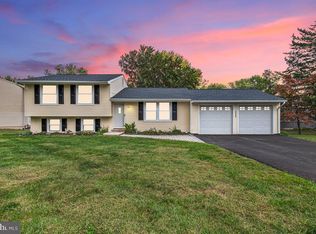 19225 Walters Ave, Poolesville, MD 20837