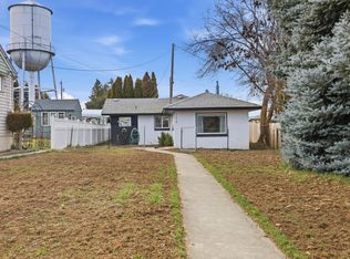 104 W Adams St, Harrington, WA 99134