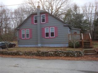 14 Milnerfield Rd, Johnston, RI 02919