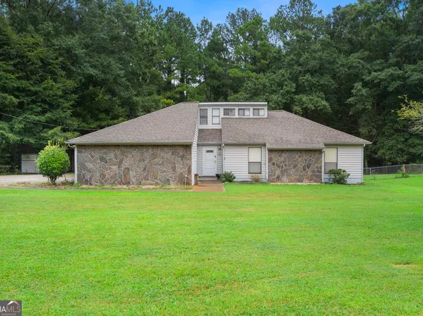 120 Selena Ct, Fayetteville, GA 30215