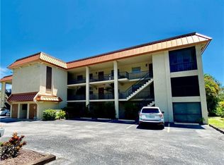 1650 Pine Tree Ln APT 101, Sarasota, FL 34236