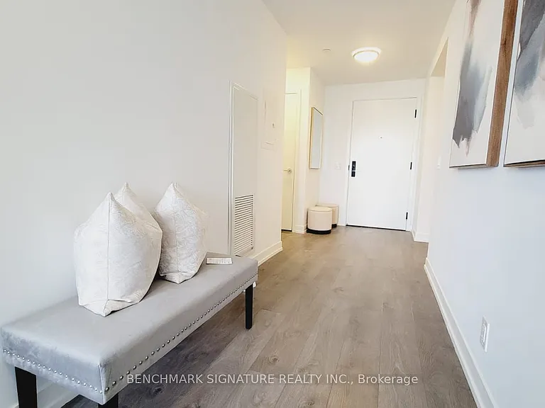 270 Dufferin St #18 — Photo 5