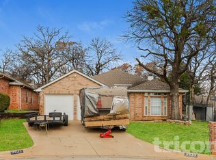 5933 Sagebrush Trl, Arlington, TX 76017