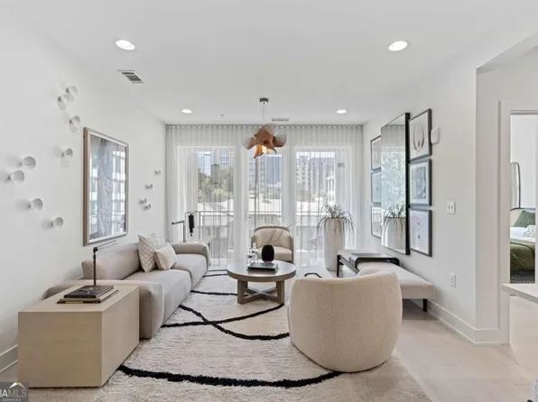 775 Juniper St NE Unit 227, Atlanta, GA 30308