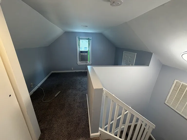 21380 Seminole St — Photo 9