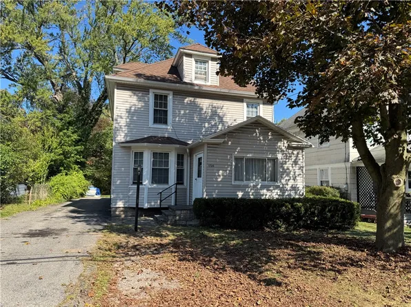 1736 Blossom Rd, Rochester, NY 14610