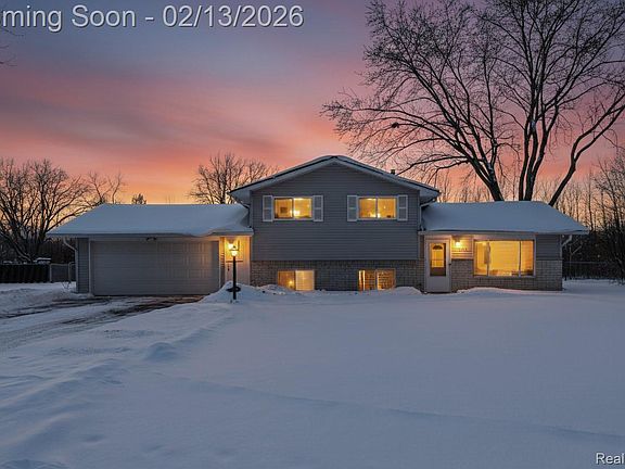 2nd image of 9643 Andersonville Rd