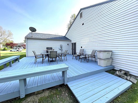 2nd image of 5604 W Fernwood Way