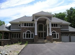 3 Northface, Sloatsburg, NY 10974