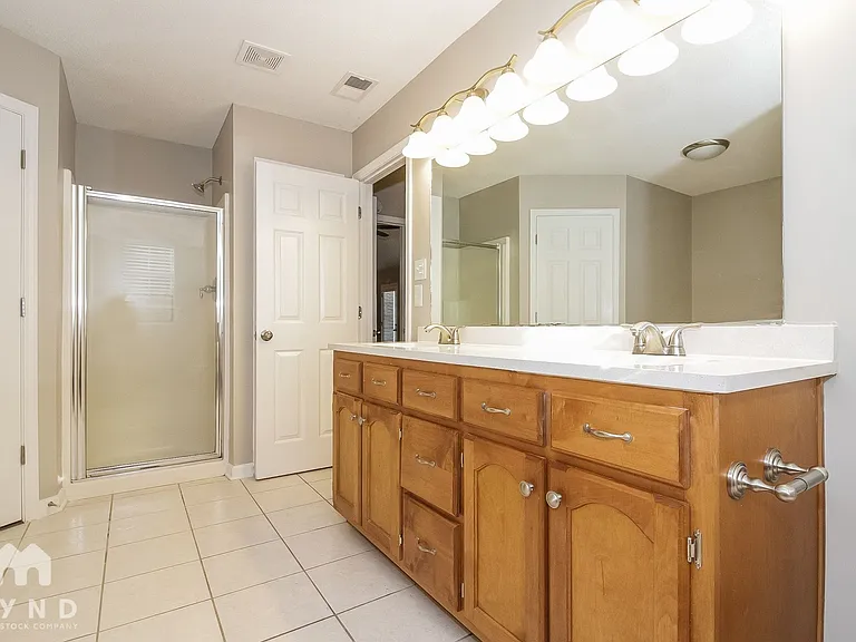 10374 Cottage Oaks Dr — Photo 9