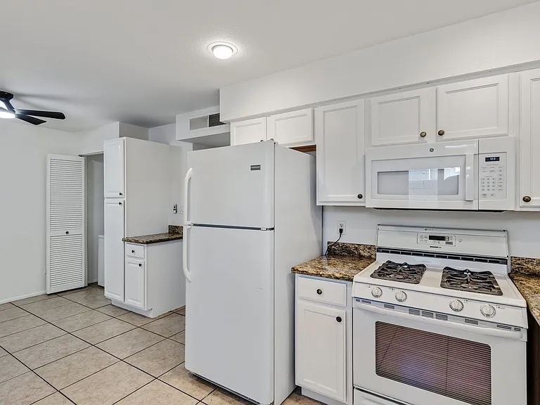 3840 N 43rd Ave #78 — Photo 4