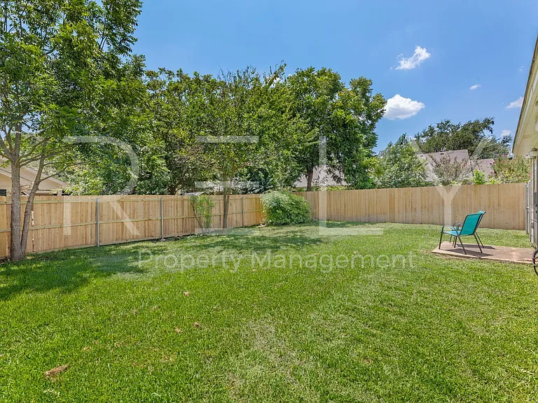 103 Prairie Springs Loop — Photo 33
