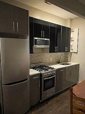 4th image of 79 Stuyvesant Ave APT 2R