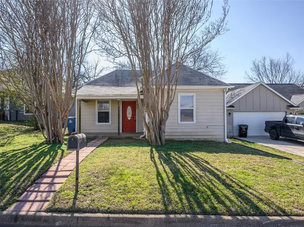 620 W Elm St, Denison, TX 75020