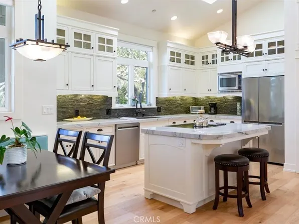 980 Manor Way, Cambria, CA 93428