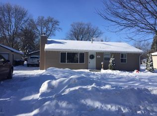 1041 2nd St NE, Watertown, SD 57201