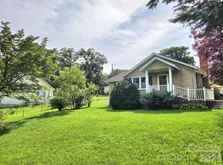 201 Stafford St, Black Mountain, NC 28711