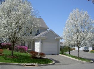 1805 Cypress Dr, Danbury, CT 06811