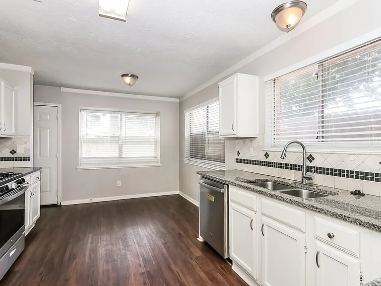 19411 Winding Branch Dr — Photo 7