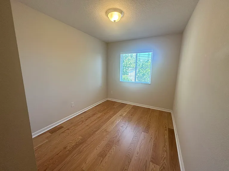 12811 SE 155th Ave — Photo 12