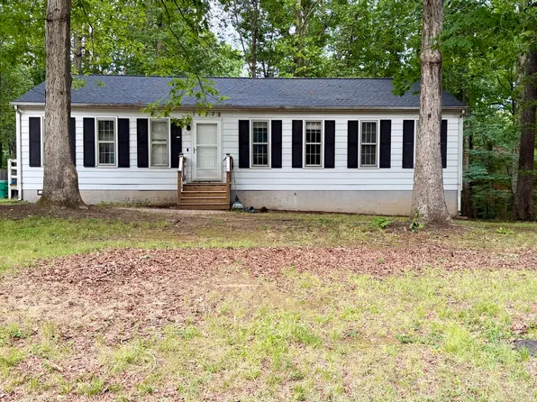 12305 Poplar Forest Dr, Henrico, VA 23238