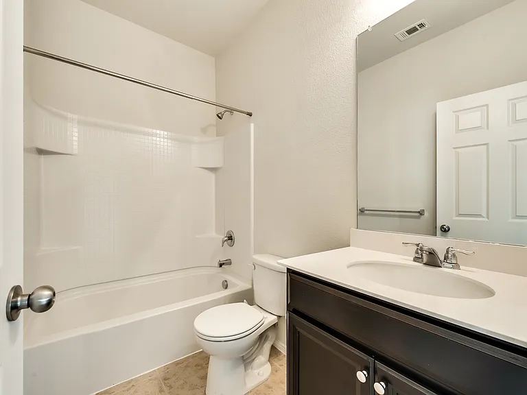 2308 Bermont Red Ln — Photo 2
