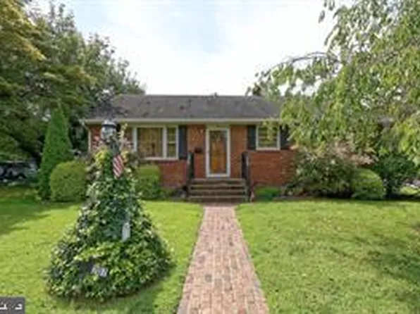 207 Harmony Rd, Gibbstown, NJ 08027