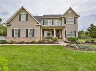 9 Mill Brook Ct, Easton, PA 18045