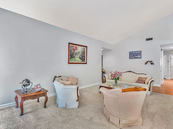 5th image of 1965 E Whitehall Ct