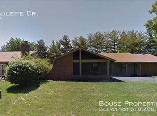 159 Paulette Dr, Belleville, IL 62226
