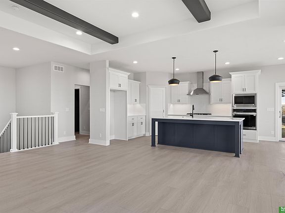 4th image of 5701 197th St