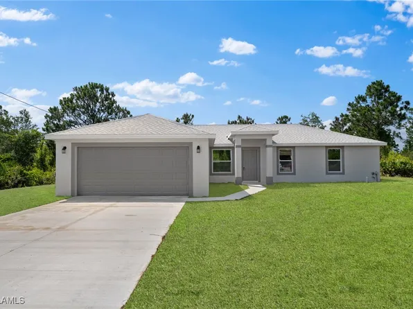 3304 72nd St W, Lehigh Acres, FL 33971