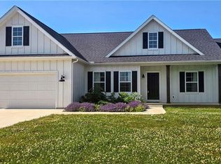 898 Township Road 204, Findlay, OH 45840