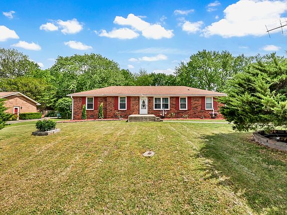 2nd image of 365 Sandlewood Dr