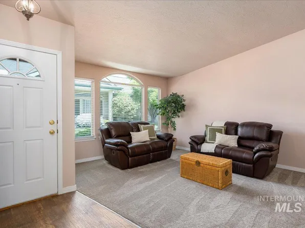 3872 N Bayou Ln, Garden City, ID 83703