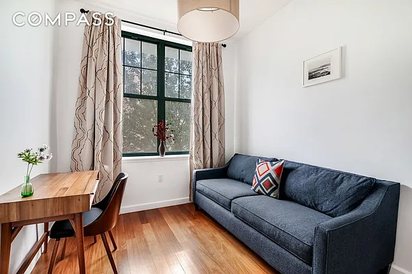 Rented by Compass | media 13