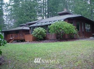 771 E Lakeshore Dr, Allyn, WA 98524