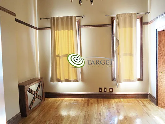 Rented by Target Realty Group | media 5