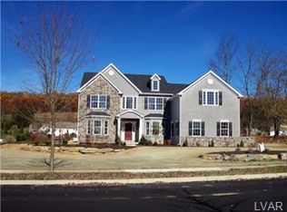 3493 Woodbyne Rd, Hellertown, PA 18055