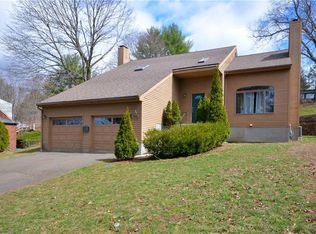 40 Lydale Pl, Meriden, CT 06450