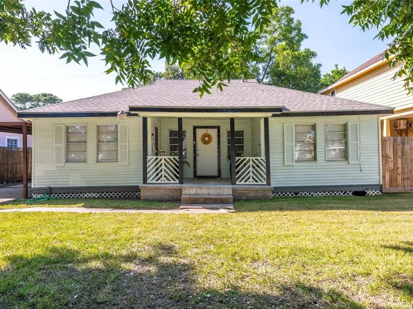 1427 Hankamer St, Pasadena, TX 77506
