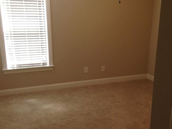 5th image of 3312 Stone Bend Dr