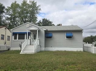 413 Union Ave, Lakehurst, NJ 08733