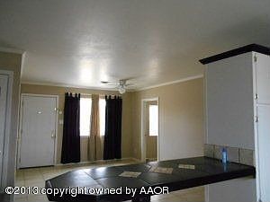 4th image of 2920 Angelus Dr