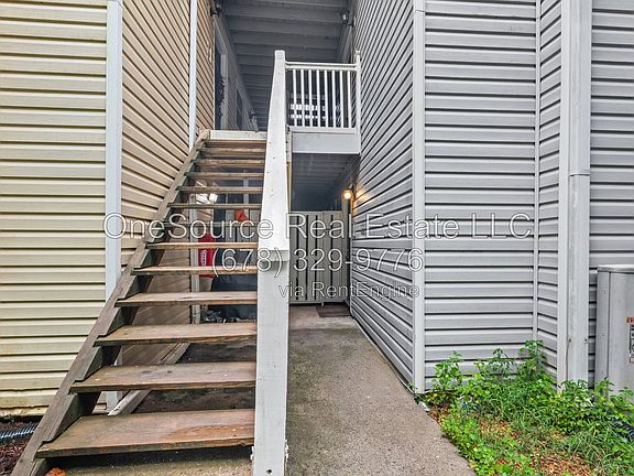 5th image of 1806 Augusta Dr