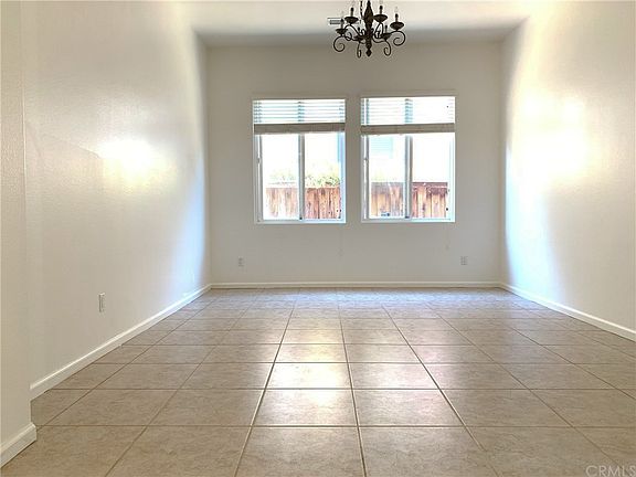 4th image of 11533 Legends Ln