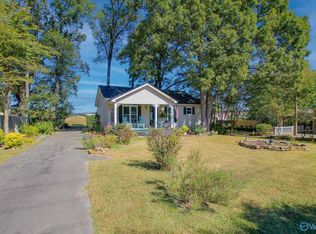 810 Cedar Lake Rd SW, Decatur, AL 35603